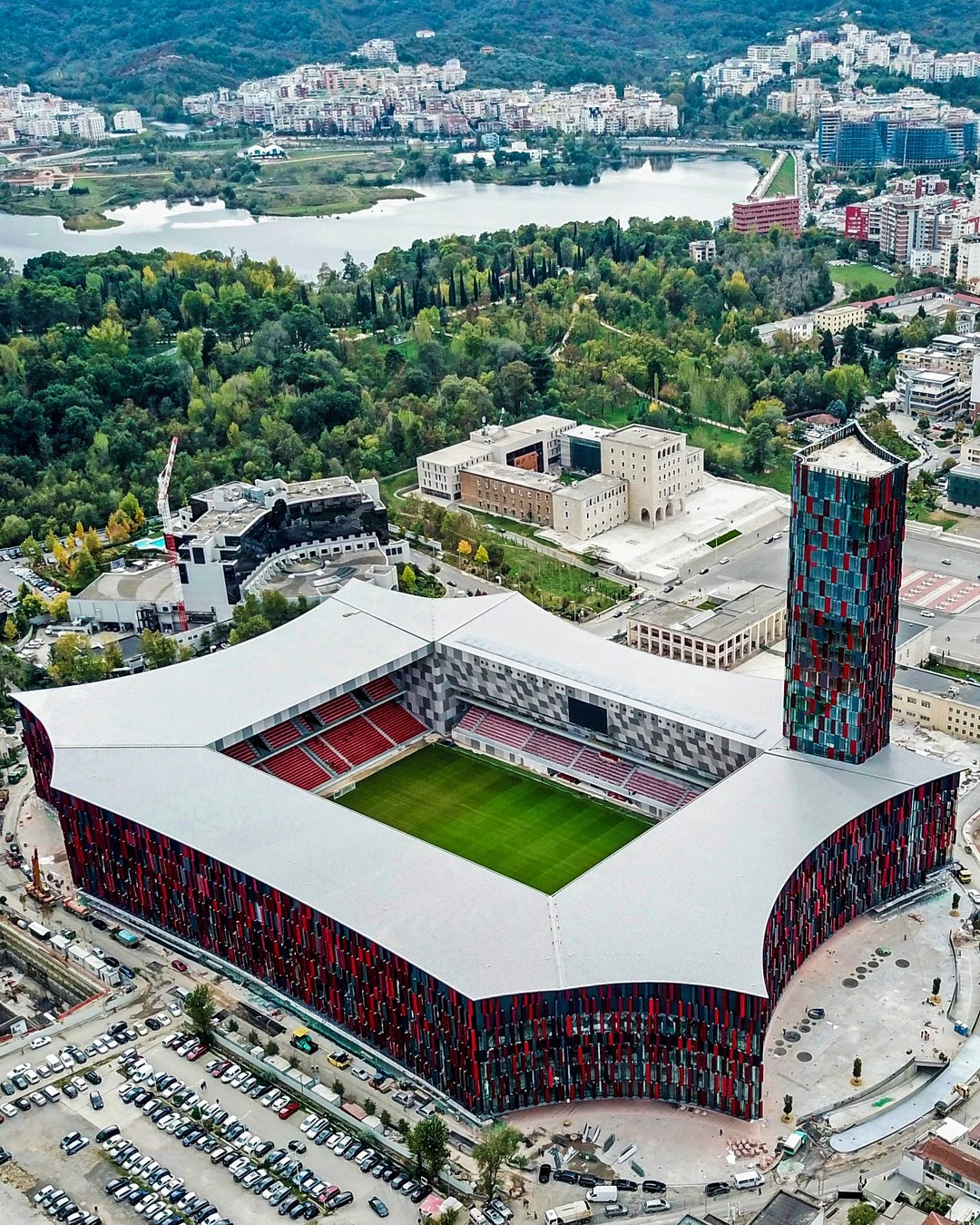 Arena e Demave :: Albânia :: Página do Estádio 