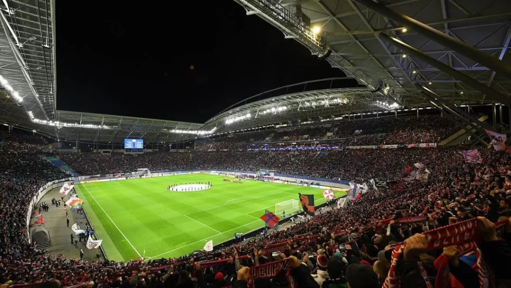 Red Bull Arena Leipzig durante un partido de UEFA Champions League