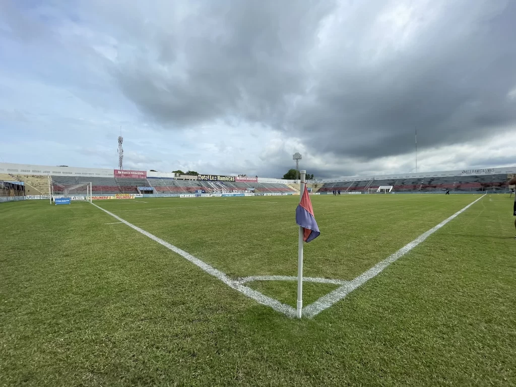 Estadio Ceibeño Cancha