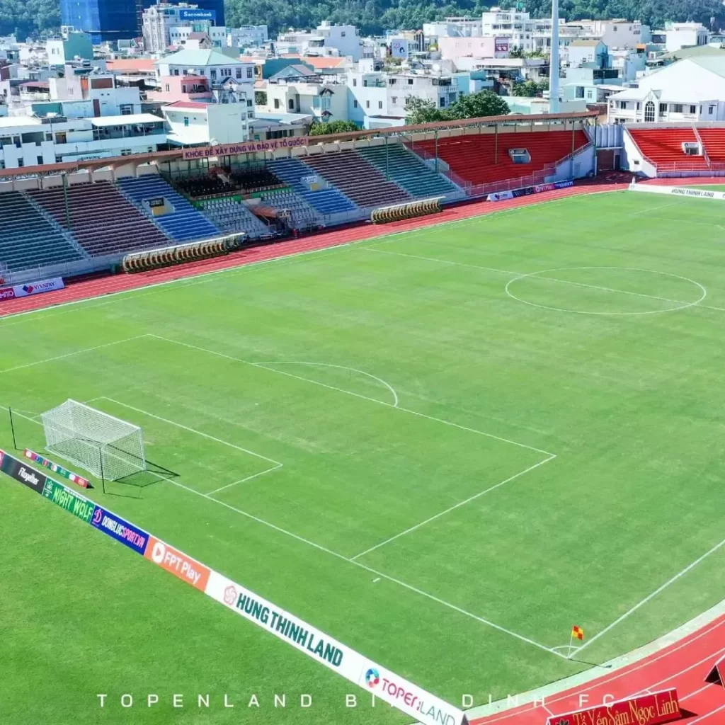 Sân vận động Quy Nhơn (2)