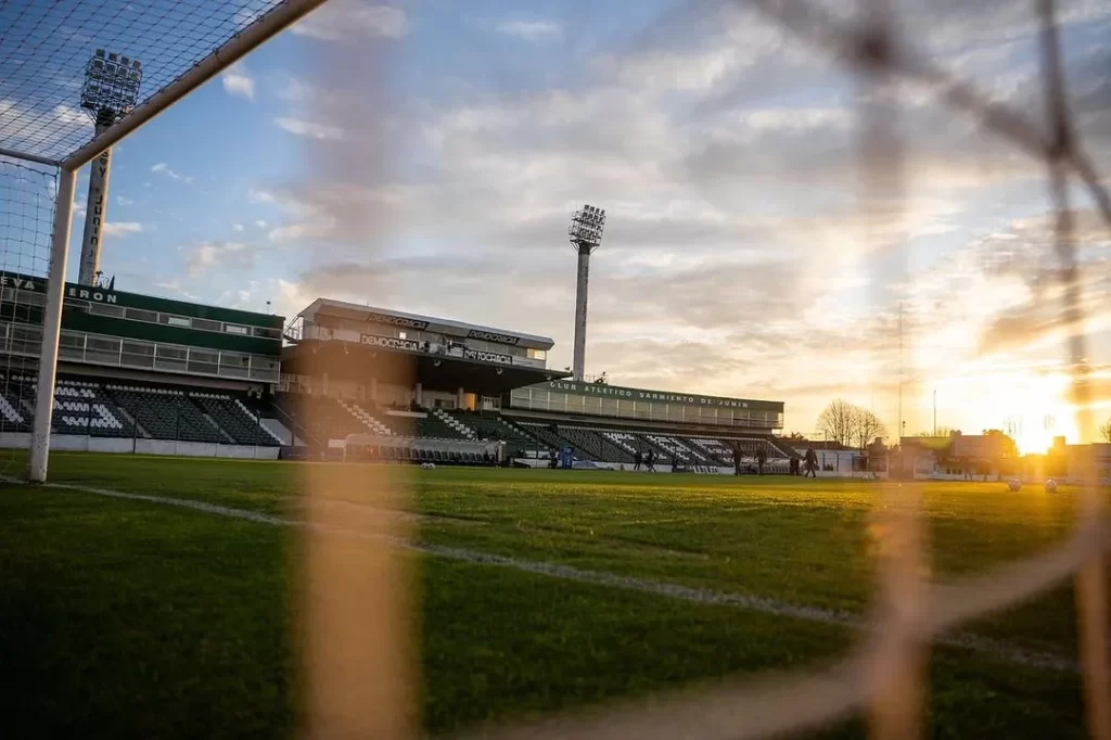 estadio sarmiento de junin