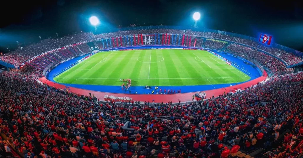 Estadio Adriano Irala