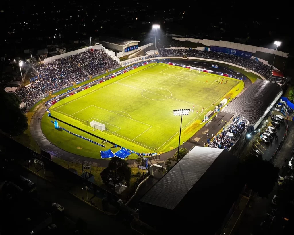 ESTADIO LAS DELICIAS (2)