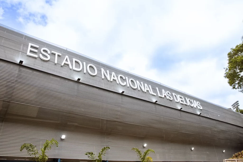 ESTADIO LAS DELICIAS (3)