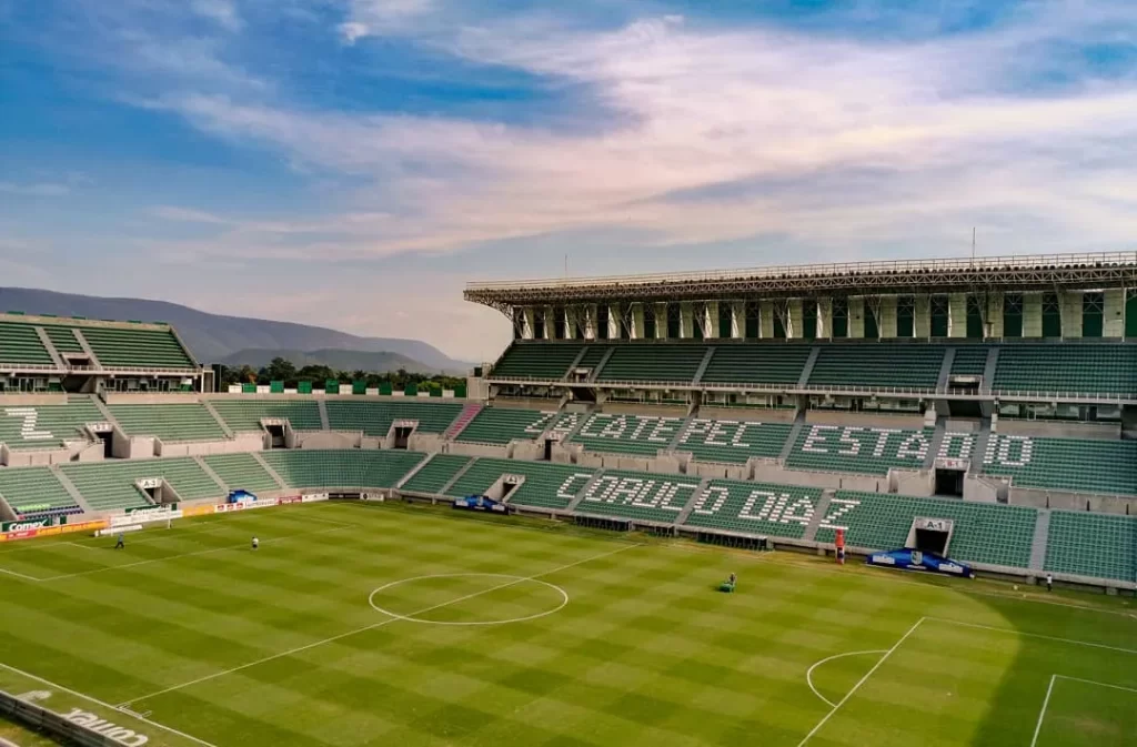 Estadio Agustín Coruco Diaz (2)