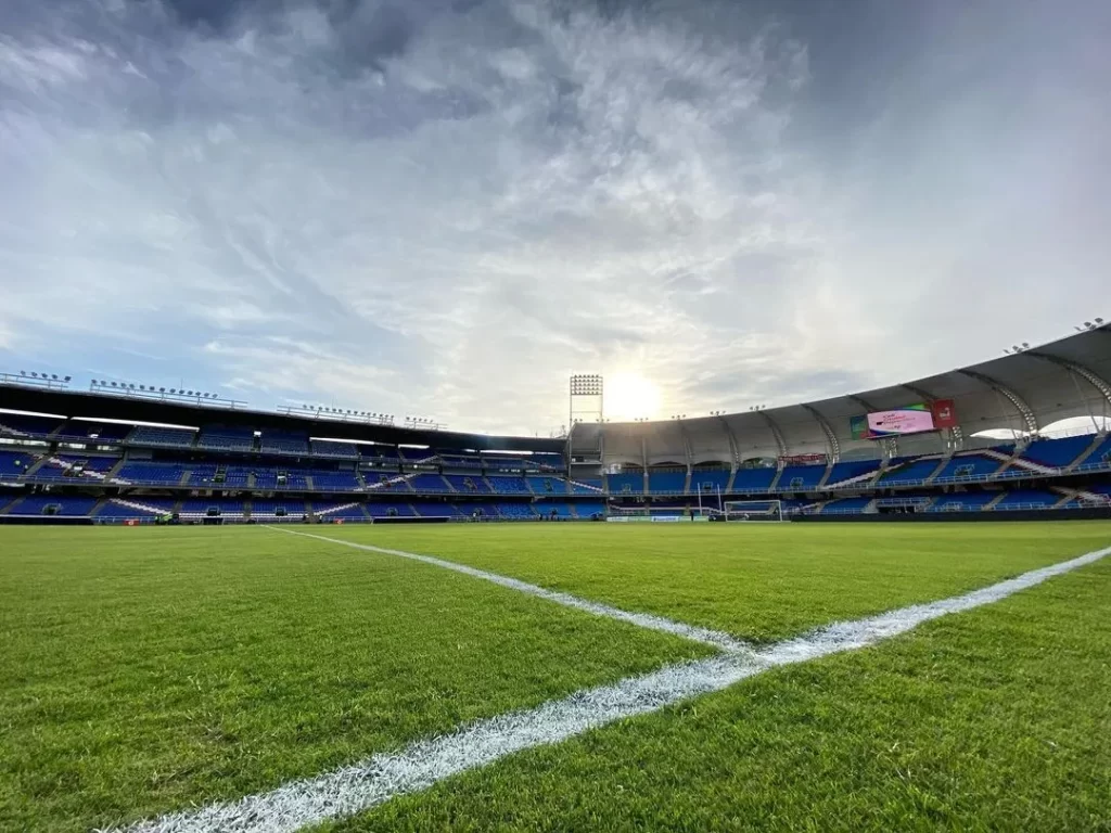 Estadio Pascual Guerrero (2)