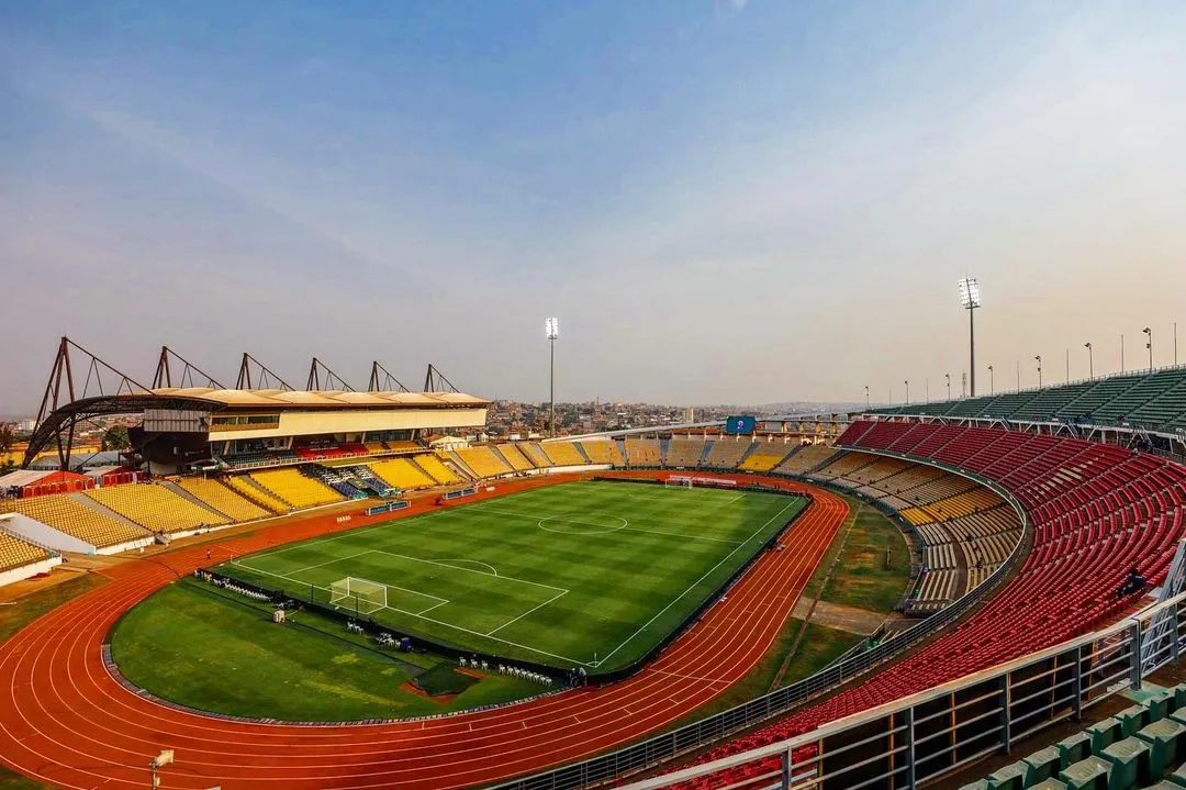 Stade Omnisport Ahmadou Ahidjo - Estadio Ahmadou Ahidjo (2)