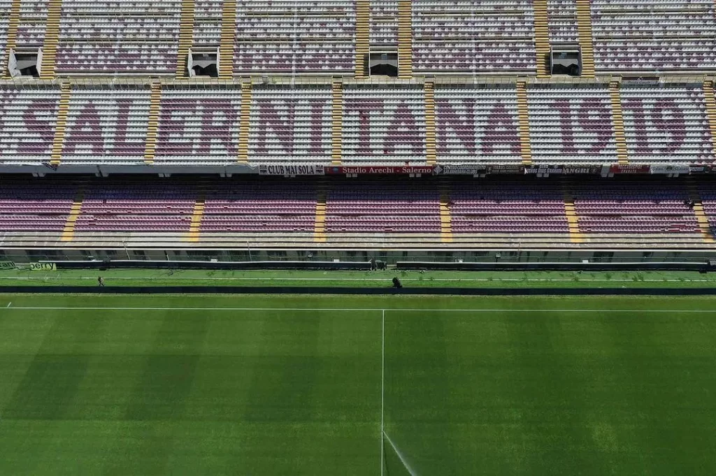 Stadio Comunale Arechi - Estadio Arechi (5)