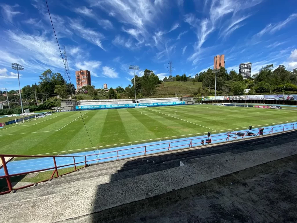 Estadio Alberto Grisales (6)