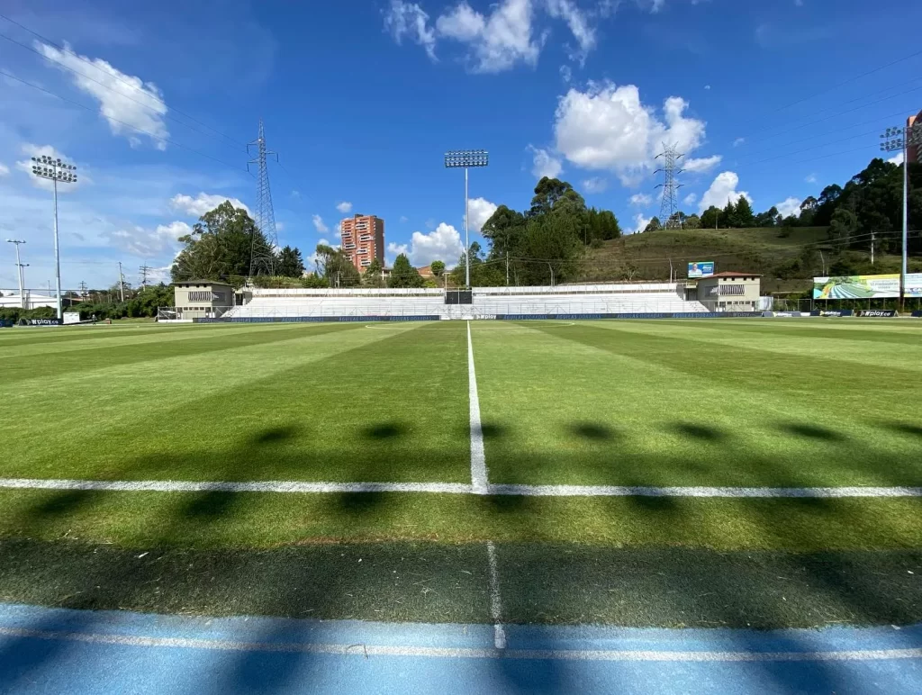 Estadio Alberto Grisales (6)