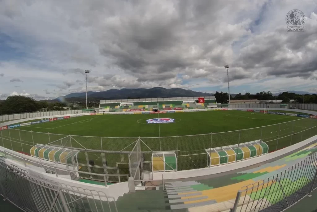 Estadio Municipal Carlos Miranda Comayagua (3)