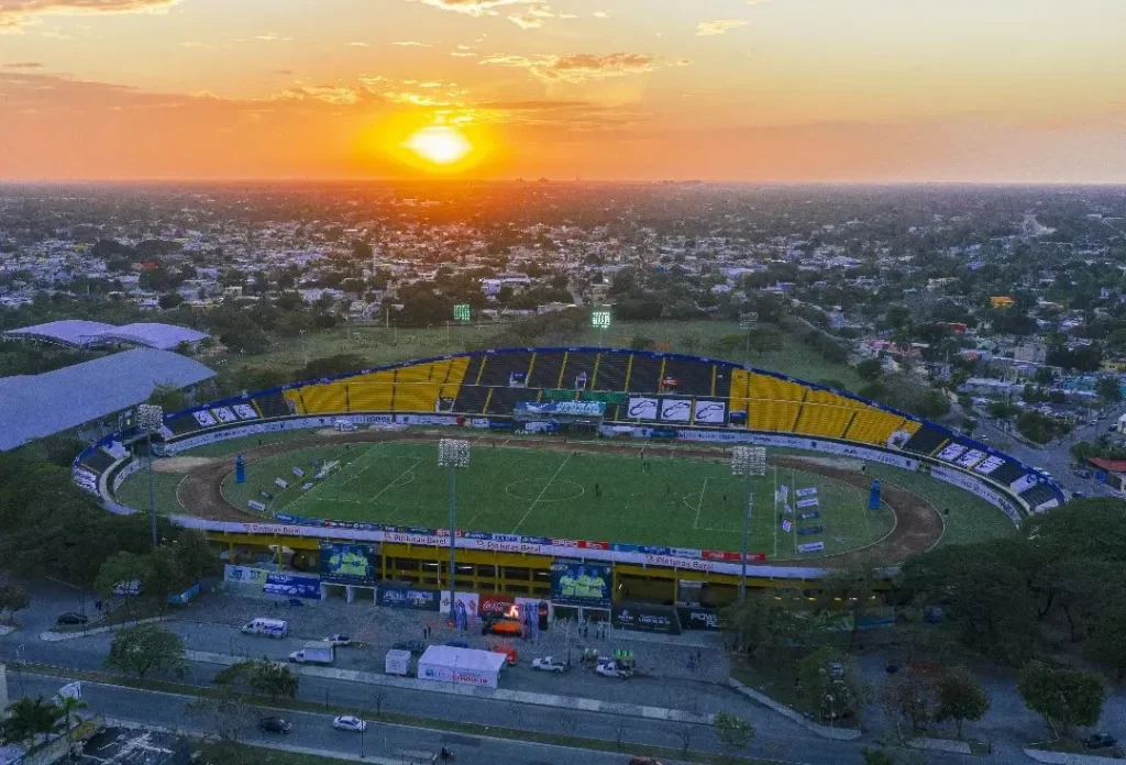 Estadio Carlos Iturralde Rivero (9)