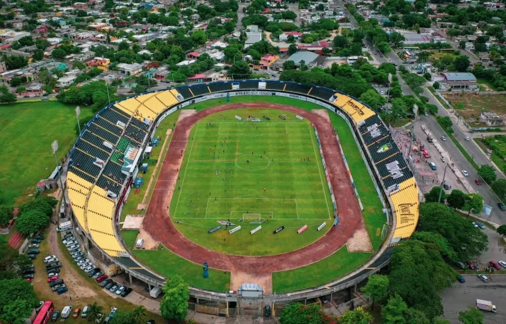 Estadio Carlos Iturralde Rivero (9)