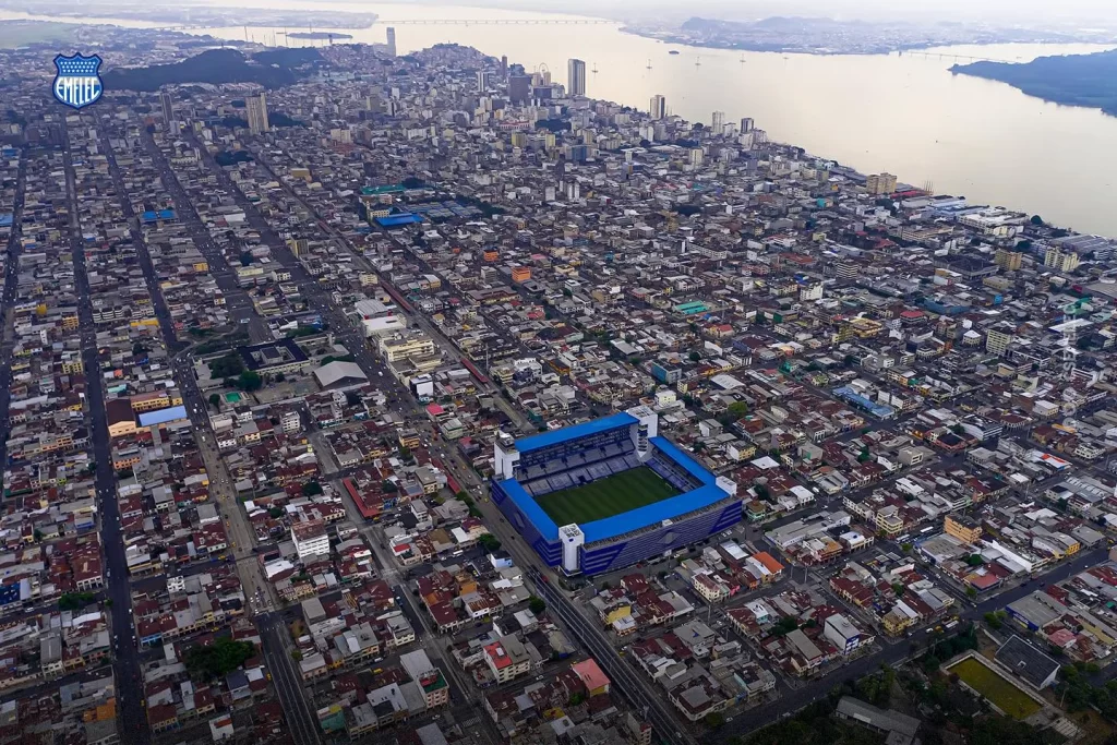 Estadio George Capwell