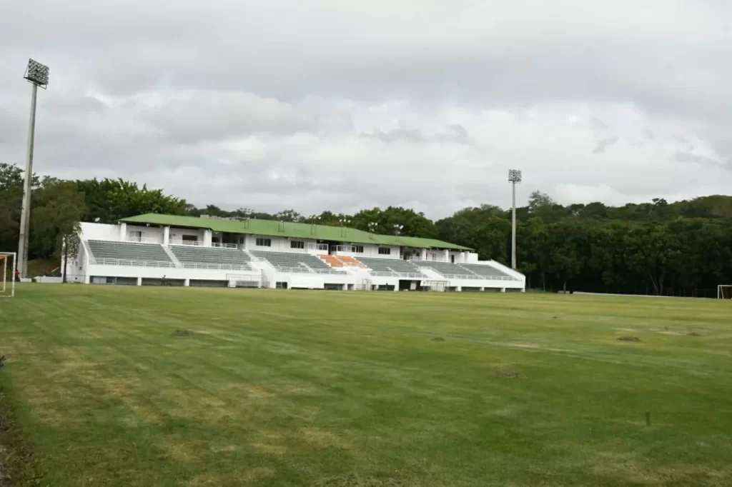 Estadio Panamericano de San Cristobal (2)