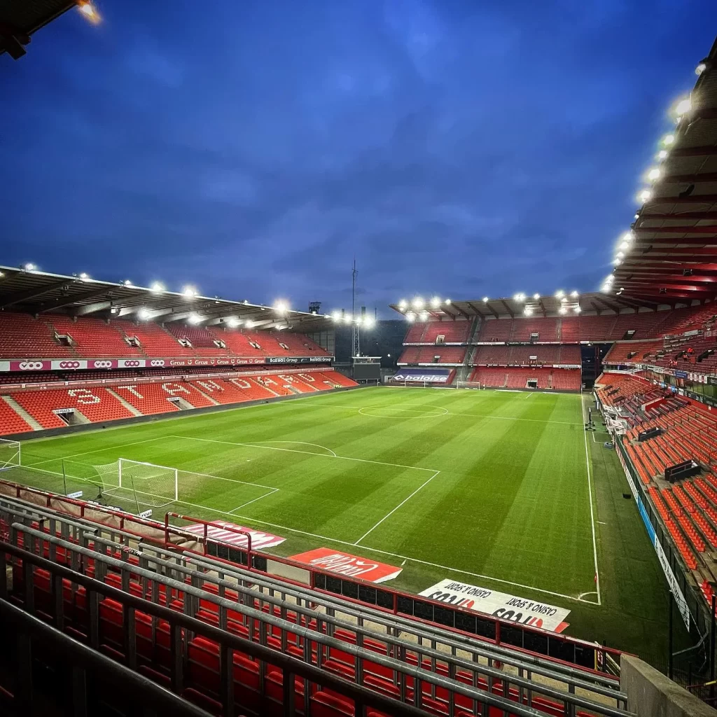 Maurice Dufrasne stadion - Estadio Maurice Dufrasne-de Sclessin stadion